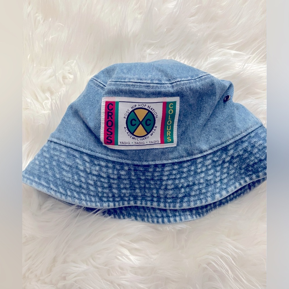 Cross Colour Bucket Hat